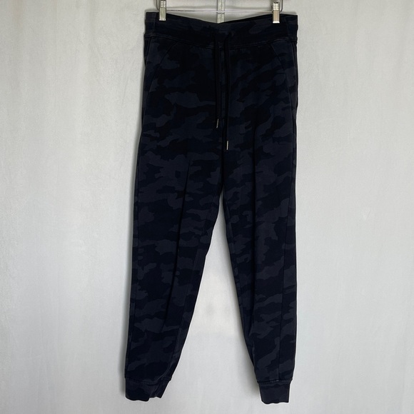 Lululemon Scuba High-Rise French Terry Jogger Sz 8 Heritage 365 Camo Deep Coal - Picture 2 of 13